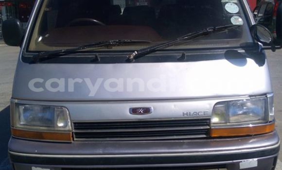 Tenga Tsaru Toyota Hiace Sirivha Mota in Lusaka in Zambia Tenga Tsaru Toyota Hiace Sirivha Mota in Lusaka in Zambia