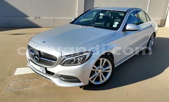 Tenga Tsaru Mercedes‒Benz C–Class Sirivha Mota in Livingstone in Zambia Tenga Tsaru Mercedes‒Benz C–Class Sirivha Mota in Livingstone in Zambia