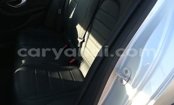 Tenga Tsaru Mercedes‒Benz C–Class Sirivha Mota in Livingstone in Zambia Tenga Tsaru Mercedes‒Benz C–Class Sirivha Mota in Livingstone in Zambia