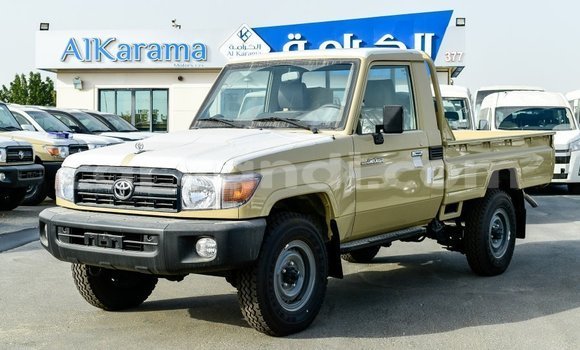 Acheter Import Voiture Toyota Land Cruiser Beige à Import - Dubai, Zambie Acheter Import Voiture Toyota Land Cruiser Beige à Import - Dubai, Zambie
