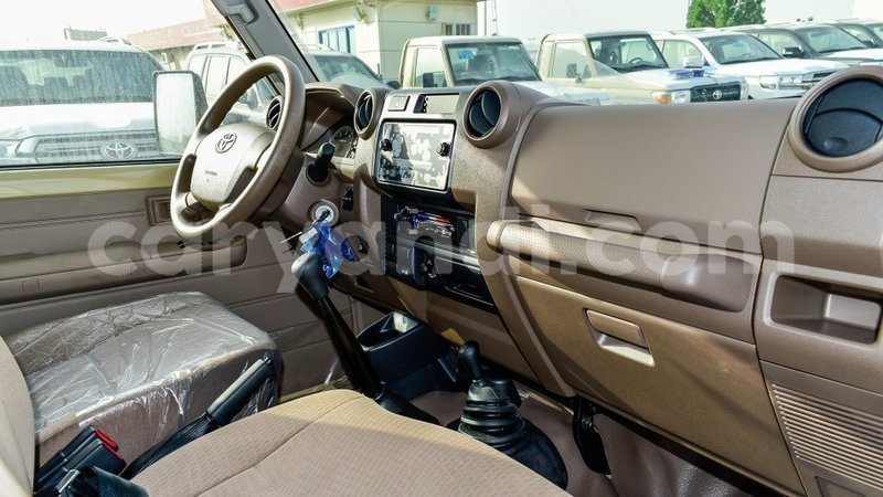 Big with watermark toyota land cruiser zambia import dubai 11455