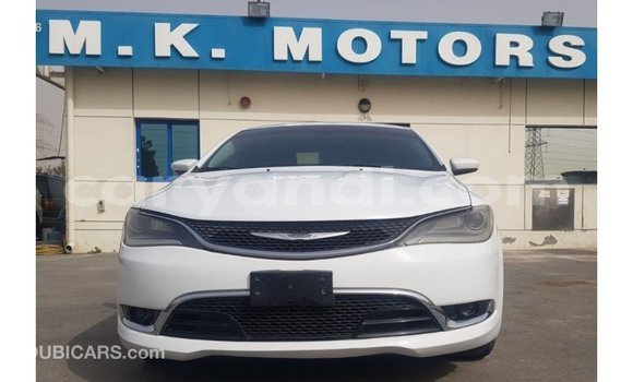 Nunua Imported Chrysler 200 Nyeupe Gari ndani ya Import - Dubai nchini Zambia Nunua Imported Chrysler 200 Nyeupe Gari ndani ya Import - Dubai nchini Zambia