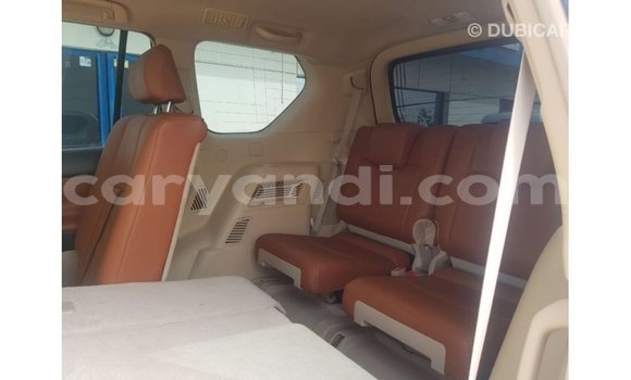 Buy Import Toyota Land Cruiser White Car in Import - Dubai in Zambia Buy Import Toyota Land Cruiser White Car in Import - Dubai in Zambia