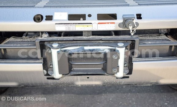 Acheter Import Voiture Toyota Land Cruiser Beige à Import - Dubai, Zambie Acheter Import Voiture Toyota Land Cruiser Beige à Import - Dubai, Zambie