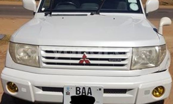 Buy Used Mitsubishi Pajero White Car in Lusaka in Zambia Buy Used Mitsubishi Pajero White Car in Lusaka in Zambia