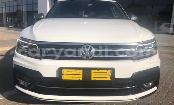 Buy Used Volkswagen Tiguan Silver Car in Chingola in Zambia Buy Used Volkswagen Tiguan Silver Car in Chingola in Zambia