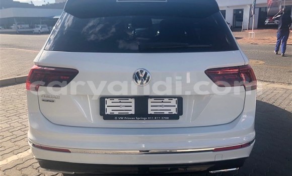 Buy Used Volkswagen Tiguan Silver Car in Chingola in Zambia Buy Used Volkswagen Tiguan Silver Car in Chingola in Zambia