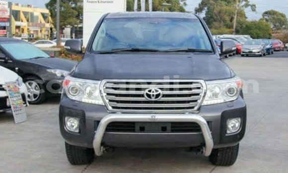 Buy Used Toyota Land Cruiser Silver Car in Lusaka in Zambia Buy Used Toyota Land Cruiser Silver Car in Lusaka in Zambia