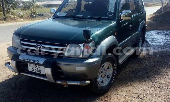 Nunua Ilio tumika Toyota Prado Kijani Gari ndani ya Lusaka nchini Zambia Nunua Ilio tumika Toyota Prado Kijani Gari ndani ya Lusaka nchini Zambia