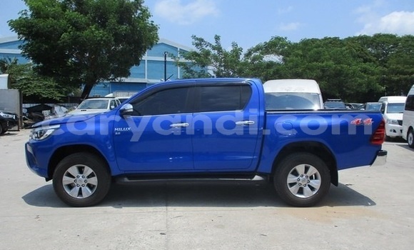 Acheter Occasion Voiture Toyota Hilux Bleu à Lusaka, Zambie Acheter Occasion Voiture Toyota Hilux Bleu à Lusaka, Zambie
