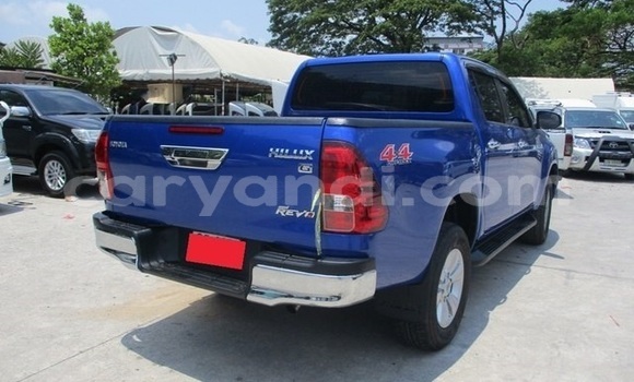 Acheter Occasion Voiture Toyota Hilux Bleu à Lusaka, Zambie Acheter Occasion Voiture Toyota Hilux Bleu à Lusaka, Zambie