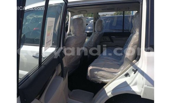 Buy Import Mitsubishi Pajero White Car in Import - Dubai in Zambia Buy Import Mitsubishi Pajero White Car in Import - Dubai in Zambia