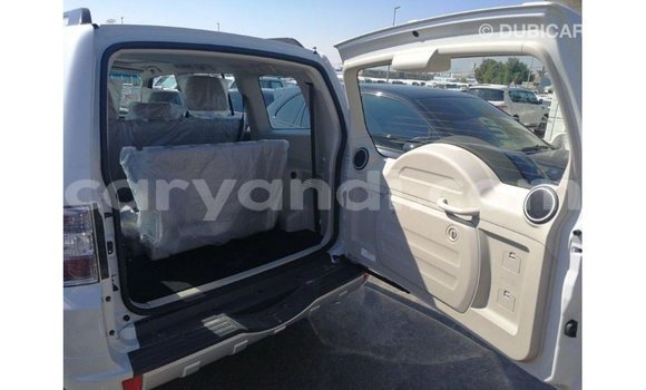 Buy Import Mitsubishi Pajero White Car in Import - Dubai in Zambia Buy Import Mitsubishi Pajero White Car in Import - Dubai in Zambia