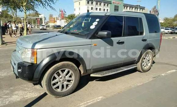 Buy Used Land Rover Discovery Silver Car in Lusaka in Zambia Buy Used Land Rover Discovery Silver Car in Lusaka in Zambia