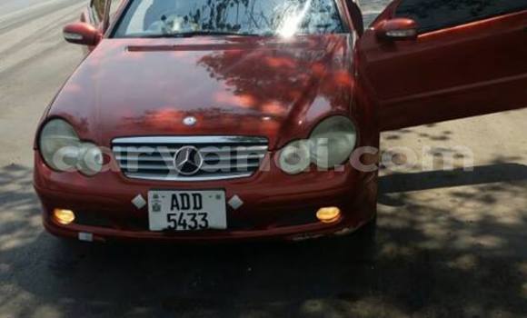 Tenga Tsaru Mercedes‒Benz C–Class Zvimwe Mota in Lusaka in Zambia Tenga Tsaru Mercedes‒Benz C–Class Zvimwe Mota in Lusaka in Zambia