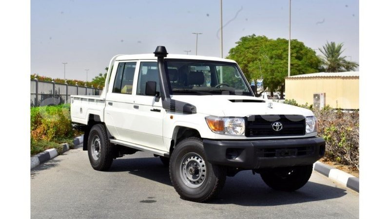 Big with watermark toyota land cruiser zambia import dubai 11560