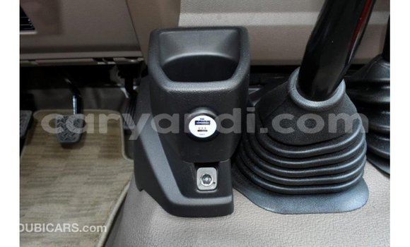 Buy Import Toyota Land Cruiser White Car in Import - Dubai in Zambia Buy Import Toyota Land Cruiser White Car in Import - Dubai in Zambia