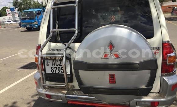 Acheter Occasion Voiture Mitsubishi Pajero Blanc à Lusaka, Zambie Acheter Occasion Voiture Mitsubishi Pajero Blanc à Lusaka, Zambie