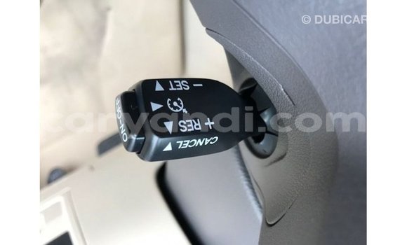 Nunua Imported Toyota Land Cruiser Nyeupe Gari ndani ya Import - Dubai nchini Zambia Nunua Imported Toyota Land Cruiser Nyeupe Gari ndani ya Import - Dubai nchini Zambia