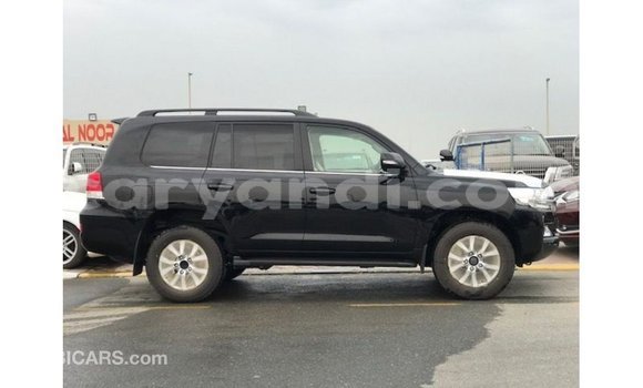 Buy Import Toyota Land Cruiser Black Car in Import - Dubai in Zambia Buy Import Toyota Land Cruiser Black Car in Import - Dubai in Zambia