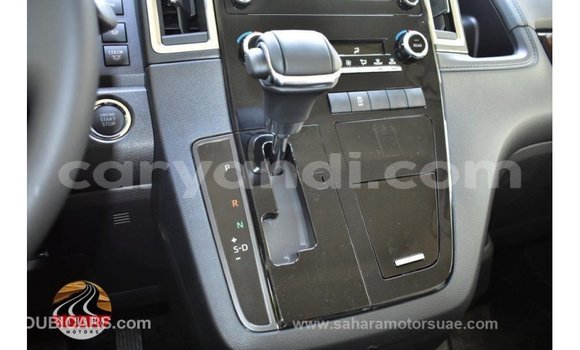 Buy Import Toyota Granvia White Car in Import - Dubai in Zambia Buy Import Toyota Granvia White Car in Import - Dubai in Zambia