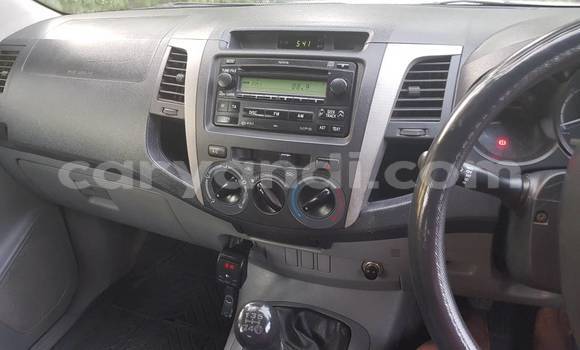 Buy Used Toyota Hilux White Car in Kitwe in Zambia Buy Used Toyota Hilux White Car in Kitwe in Zambia