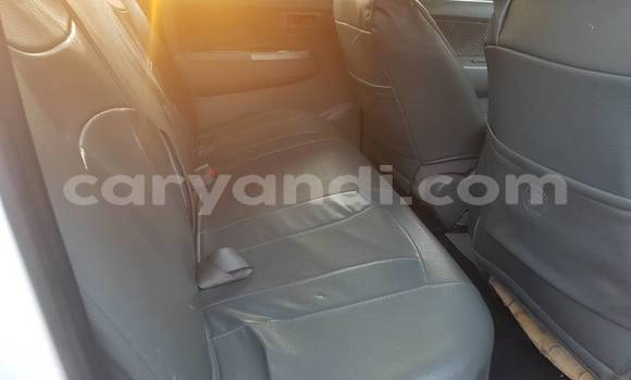 Buy Used Toyota Hilux White Car in Kitwe in Zambia Buy Used Toyota Hilux White Car in Kitwe in Zambia