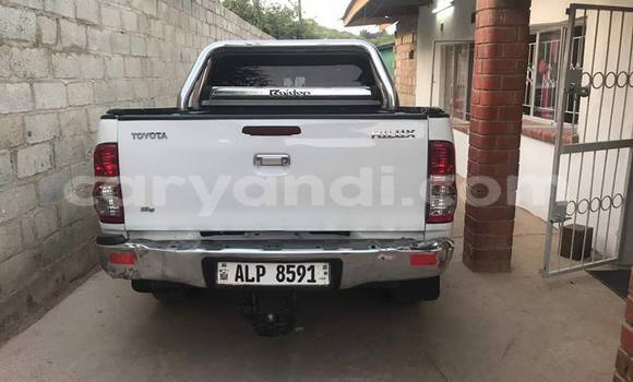 Buy Used Toyota Hilux White Car in Lusaka in Zambia Buy Used Toyota Hilux White Car in Lusaka in Zambia