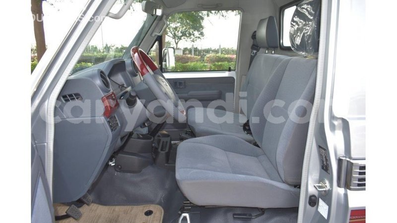 Big with watermark toyota land cruiser zambia import dubai 11577