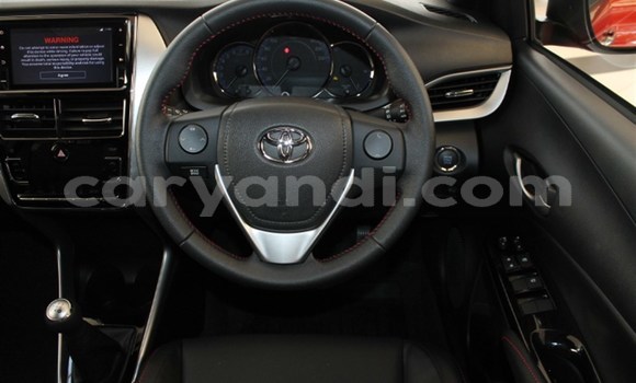 Nunua Ilio tumika Toyota Yaris Nyekundu Gari ndani ya Lusaka nchini Zambia Nunua Ilio tumika Toyota Yaris Nyekundu Gari ndani ya Lusaka nchini Zambia