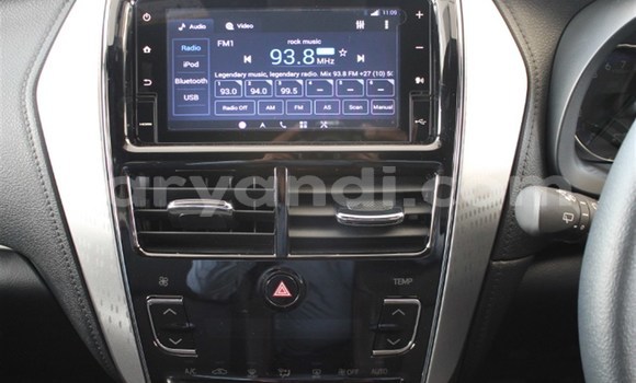 Nunua Ilio tumika Toyota Yaris Nyekundu Gari ndani ya Lusaka nchini Zambia Nunua Ilio tumika Toyota Yaris Nyekundu Gari ndani ya Lusaka nchini Zambia