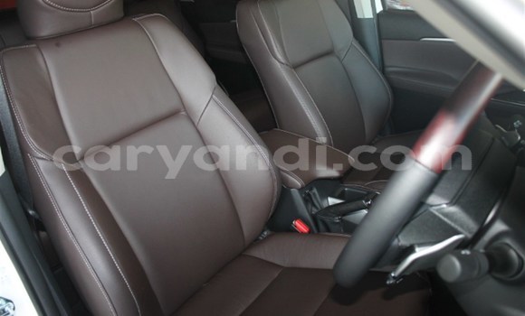 Acheter Occasion Voiture Toyota Fortuner Blanc à Lusaka, Zambie Acheter Occasion Voiture Toyota Fortuner Blanc à Lusaka, Zambie