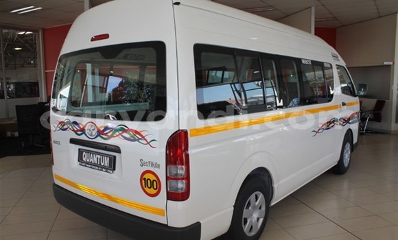 Acheter Occasion Voiture Toyota Sprinter Blanc à Lusaka, Zambie Acheter Occasion Voiture Toyota Sprinter Blanc à Lusaka, Zambie