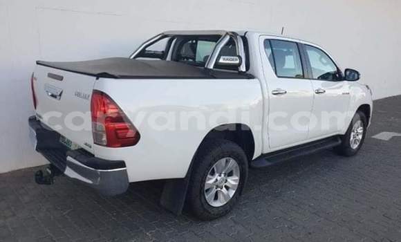 Buy Used Toyota Hilux White Car in Livingstone in Zambia Buy Used Toyota Hilux White Car in Livingstone in Zambia