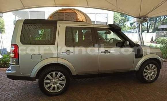 Buy Used Land Rover Discovery Silver Car in Livingstone in Zambia Buy Used Land Rover Discovery Silver Car in Livingstone in Zambia