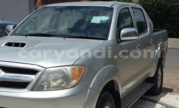 Buy Used Toyota Hilux Silver Car in Lusaka in Zambia Buy Used Toyota Hilux Silver Car in Lusaka in Zambia