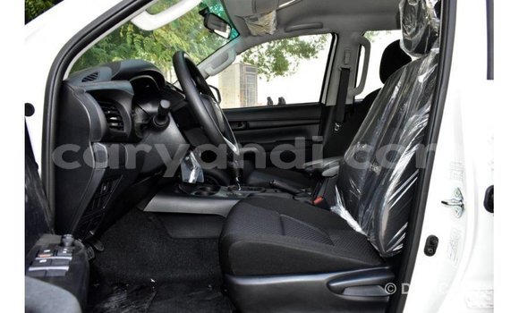 Buy Import Toyota Hilux White Car in Import - Dubai in Zambia Buy Import Toyota Hilux White Car in Import - Dubai in Zambia