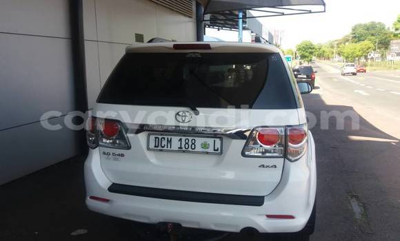 Buy Used Toyota Fortuner White Car in Lusaka in Zambia Buy Used Toyota Fortuner White Car in Lusaka in Zambia