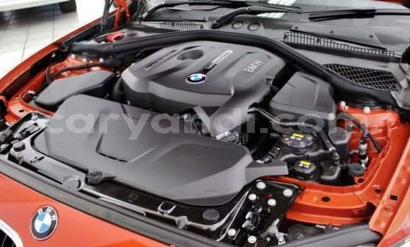 Tenga Tsaru BMW 1–Series Tsvuku Mota in Lusaka in Zambia Tenga Tsaru BMW 1–Series Tsvuku Mota in Lusaka in Zambia