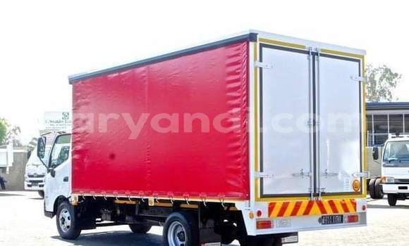 Tenga Tsaru Hino 300 Series Chena Rori in Lusaka in Zambia Tenga Tsaru Hino 300 Series Chena Rori in Lusaka in Zambia