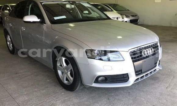Nunua Ilio tumika Audi A4 Fedha Gari ndani ya Lusaka nchini Zambia Nunua Ilio tumika Audi A4 Fedha Gari ndani ya Lusaka nchini Zambia