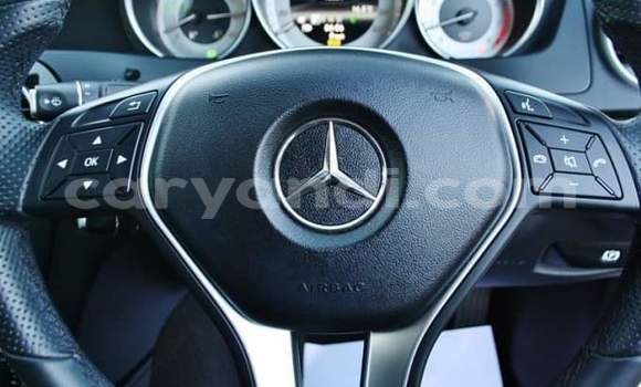 Acheter Occasion Voiture Mercedes‒Benz C–Class Blanc à Lusaka, Zambie Acheter Occasion Voiture Mercedes‒Benz C–Class Blanc à Lusaka, Zambie