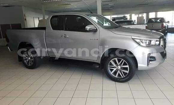 Acheter Occasion Voiture Toyota Hilux Gris à Lusaka, Zambie Acheter Occasion Voiture Toyota Hilux Gris à Lusaka, Zambie