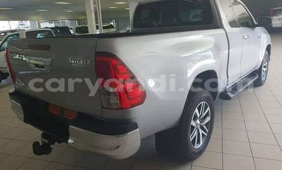 Acheter Occasion Voiture Toyota Hilux Gris à Lusaka, Zambie Acheter Occasion Voiture Toyota Hilux Gris à Lusaka, Zambie