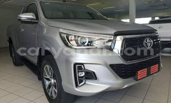 Acheter Occasion Voiture Toyota Hilux Gris à Lusaka, Zambie Acheter Occasion Voiture Toyota Hilux Gris à Lusaka, Zambie