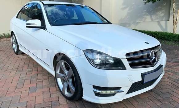 Tenga Tsaru Mercedes‒Benz C–Class Chena Mota in Lusaka in Zambia Tenga Tsaru Mercedes‒Benz C–Class Chena Mota in Lusaka in Zambia