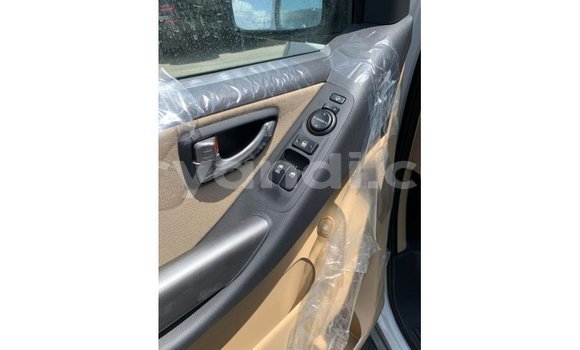 Tenga Imported Hyundai Accent Chena Mota in Import - Dubai in Zambia Tenga Imported Hyundai Accent Chena Mota in Import - Dubai in Zambia