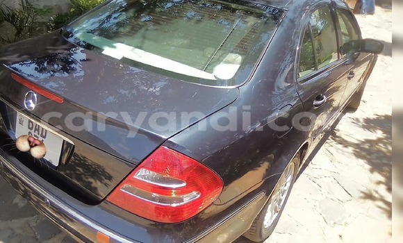 Acheter Occasion Voiture Mercedes‒Benz E–Class Noir à Chipata, Zambie Acheter Occasion Voiture Mercedes‒Benz E–Class Noir à Chipata, Zambie