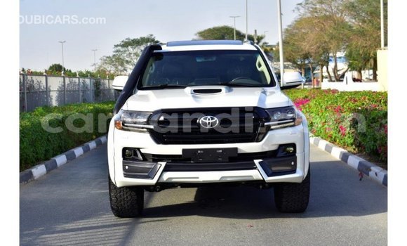 Buy Import Toyota Land Cruiser White Car in Import - Dubai in Zambia Buy Import Toyota Land Cruiser White Car in Import - Dubai in Zambia