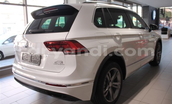 Buy Used Volkswagen Tiguan White Car in Lusaka in Zambia Buy Used Volkswagen Tiguan White Car in Lusaka in Zambia